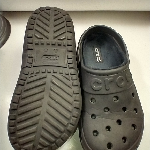 CROCS Shoes Crocs Unisex Hilo Lined Clogs Womens Sz 9 Mens Sz 7